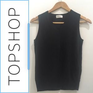 TREND:SWEATER VEST TOP. TOPSHOP FINE KNIT BLACK V NECK. XS